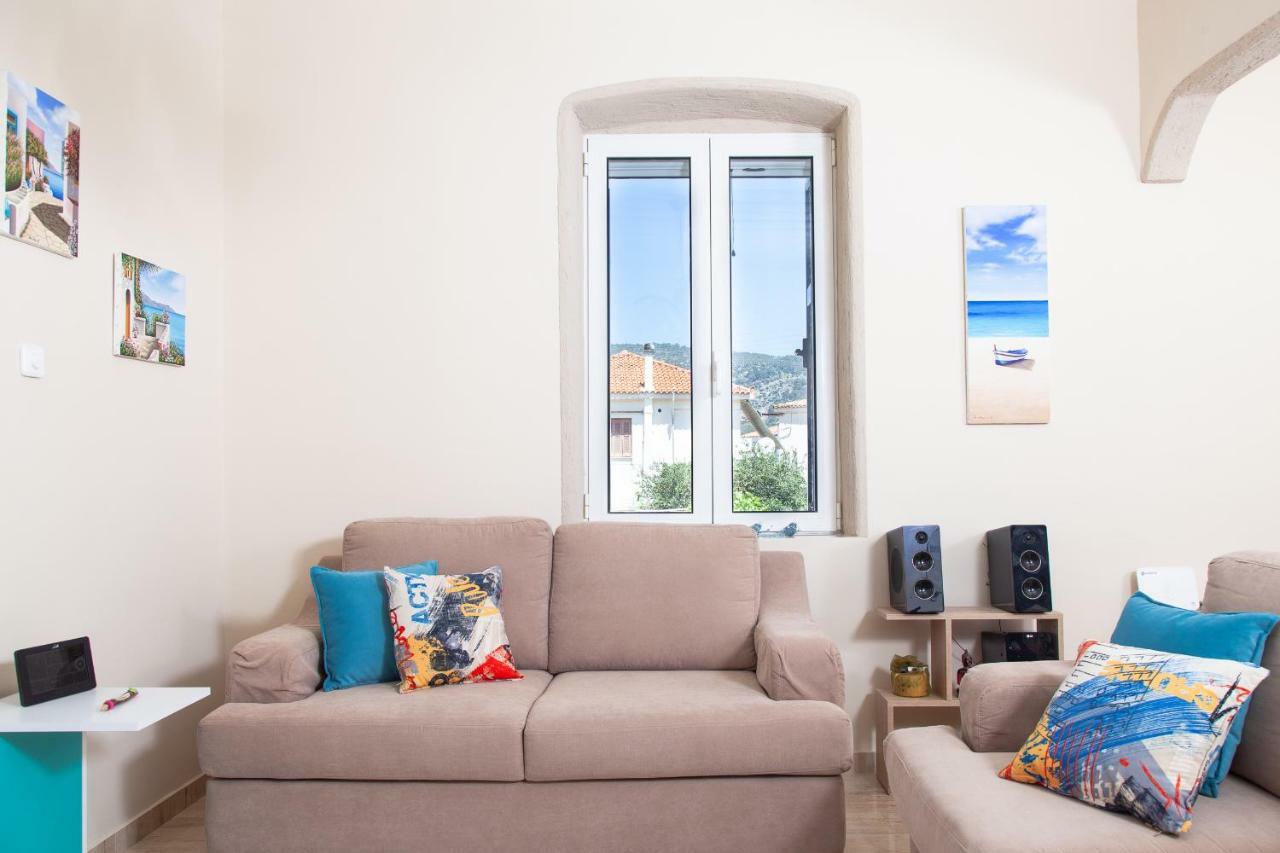 Villa @ Poros Poros Town 外观 照片
