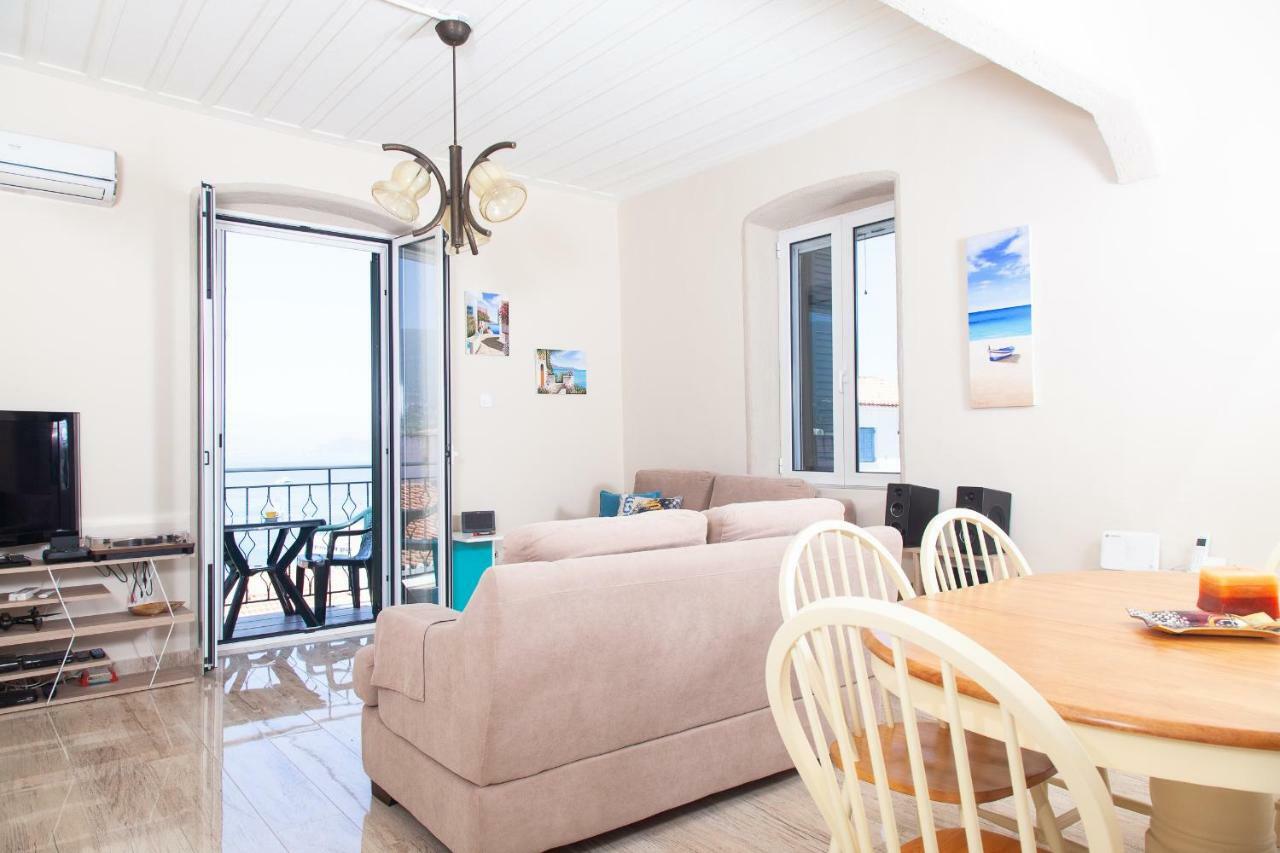 Villa @ Poros Poros Town 外观 照片